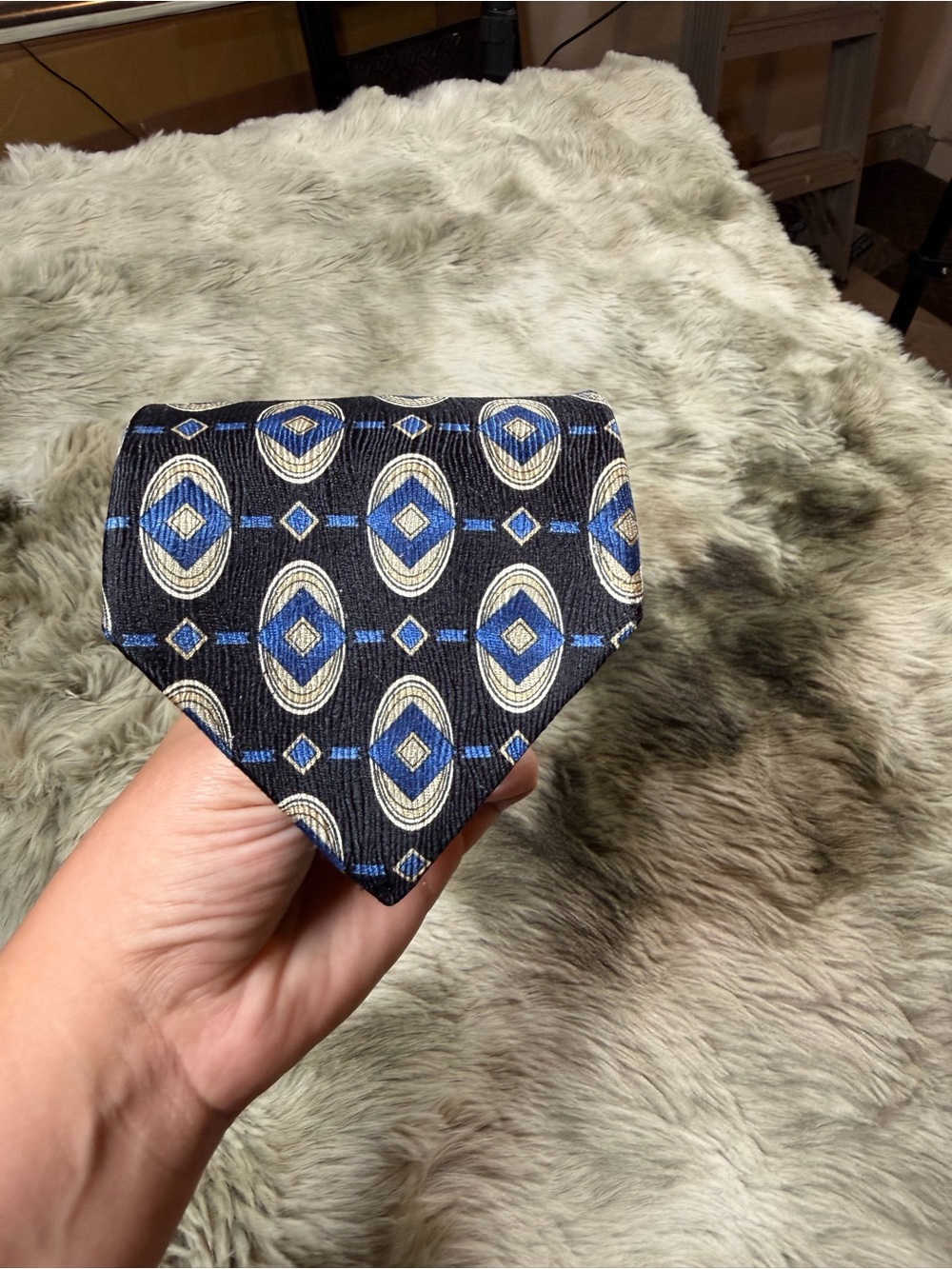Vintage L’Atelier Men’s Italian Silk Geometric Black, Blue & Cream Men's Tie